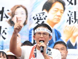 影／黃國昌率民眾黨行政院前集結 要求卓榮泰下台、賴總統道歉